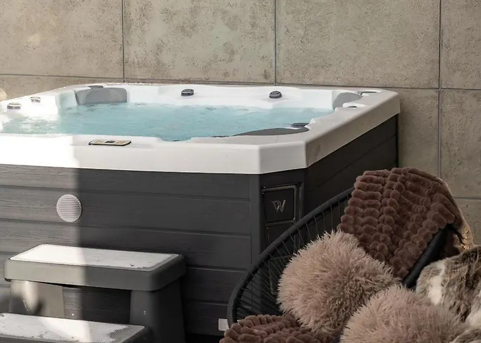 Luxury Lapsze Z Jacuzzi
