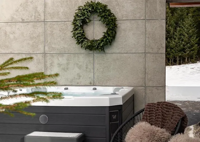 Luxury Lapsze Z Jacuzzi 木屋 Bialka Tatrzanska