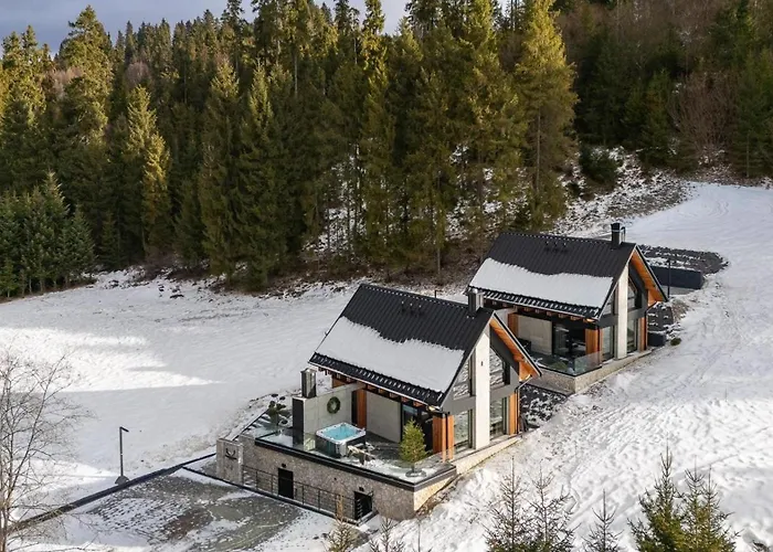 Luxury Lapsze Z Jacuzzi 木屋